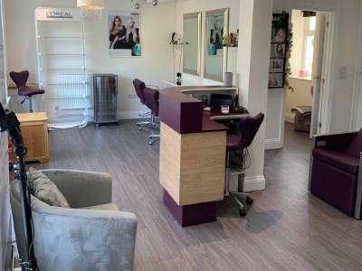 Cutting Edge Hair Salon